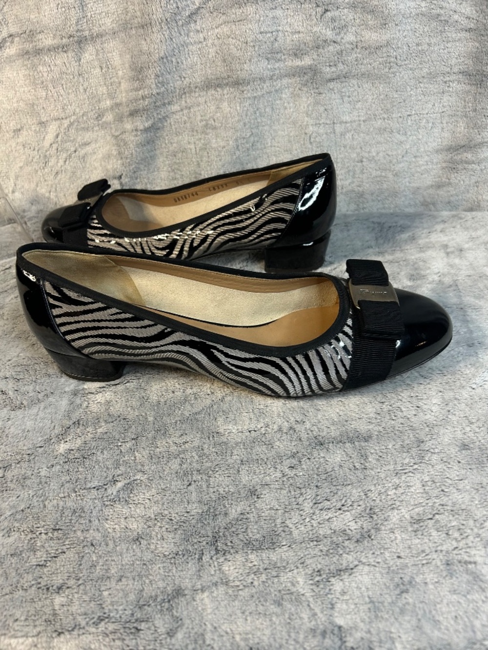 Salvatore Ferragamo Vara Zebra-Print Pump  low block heel, a patent 9 1/2 c - Picture 2 of 8